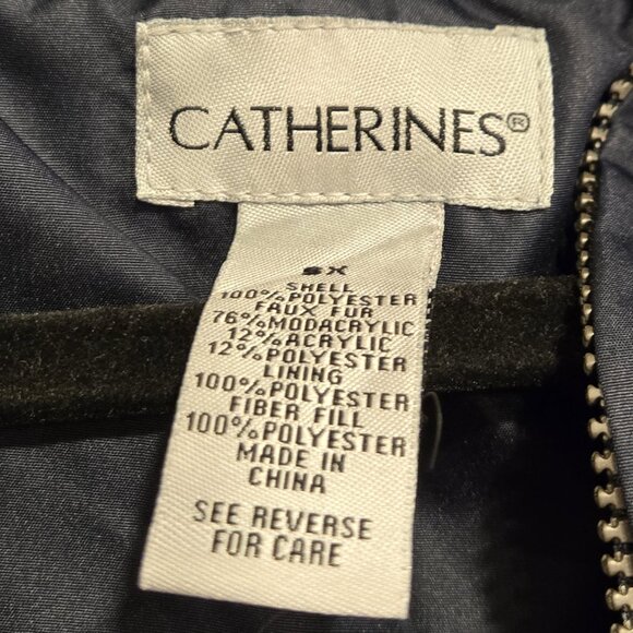 5XL Winter Coat with Hood - Picture 3 of 3